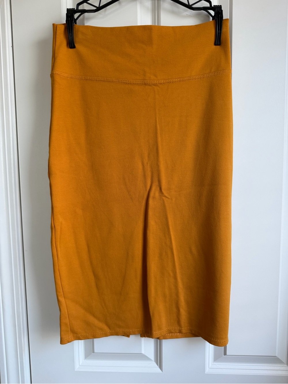 Hybrid & company Mustard Stretch Pencil Skirt